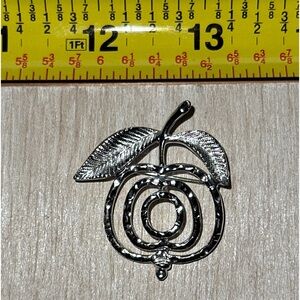 Silver Tone Sarah Coventry Brooch